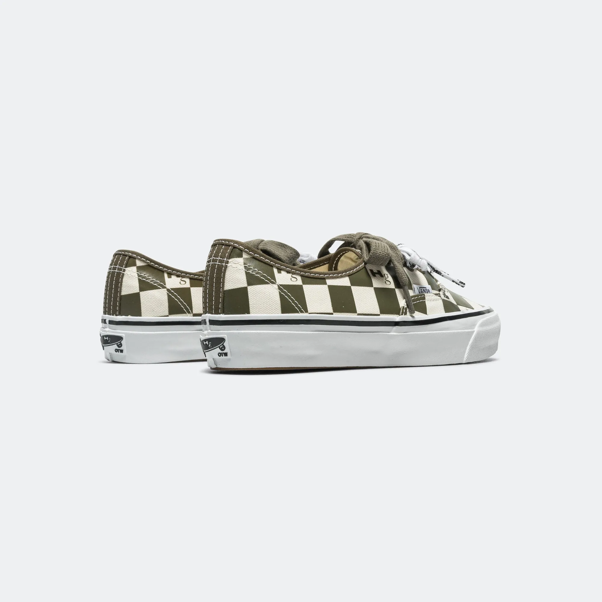 Authentic 44 x Homme Girls - Dark Olive