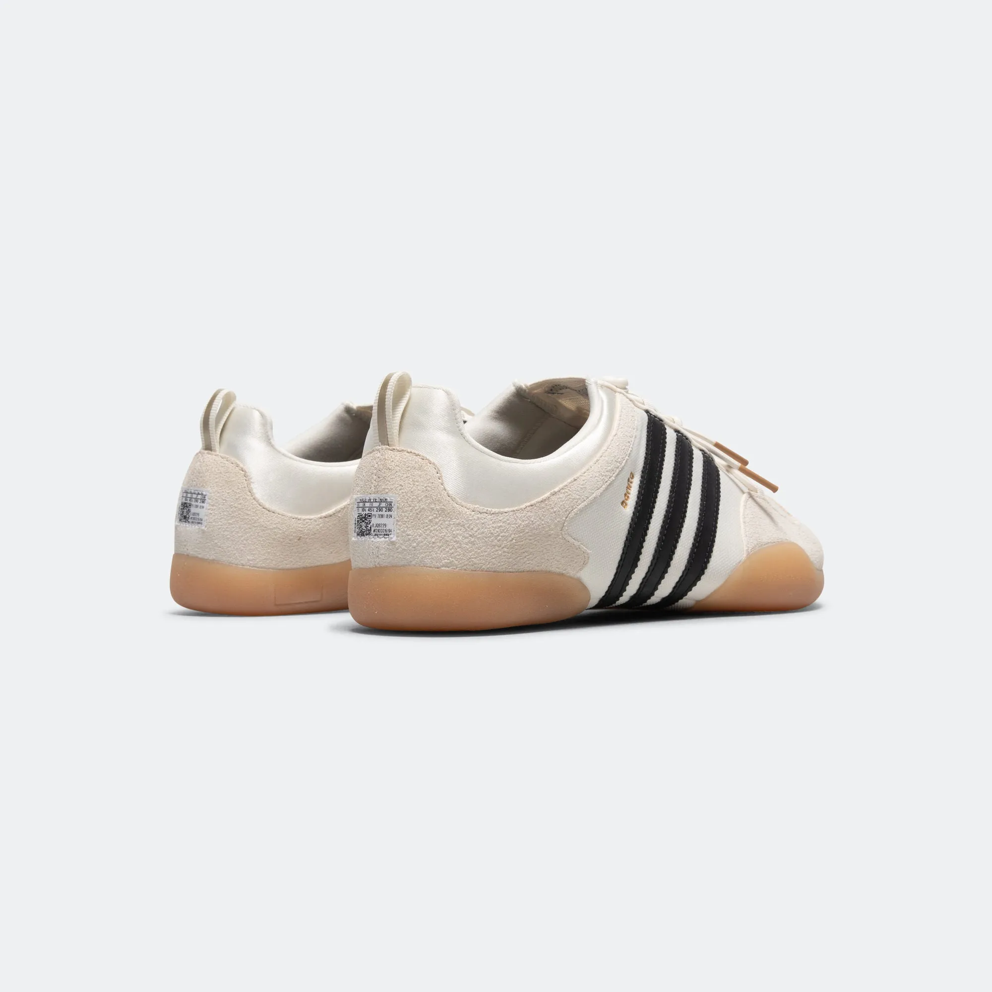 Ballerina x Bad Bunny - Off White/Core Black-Gum