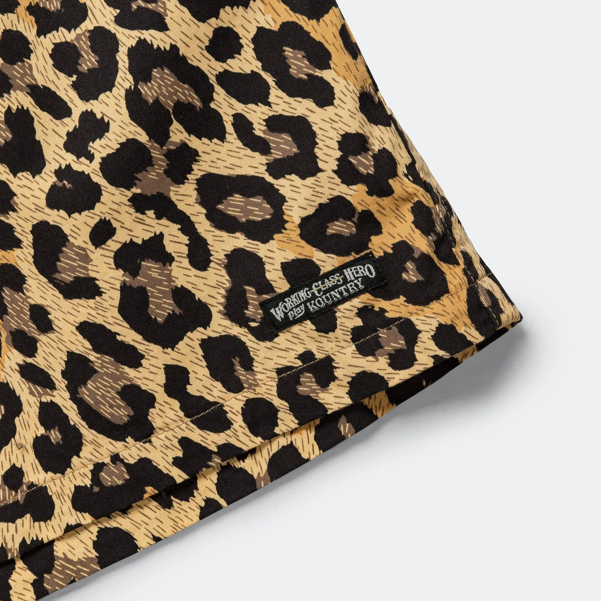 Combed Burberry Leopard EASY Short Pants