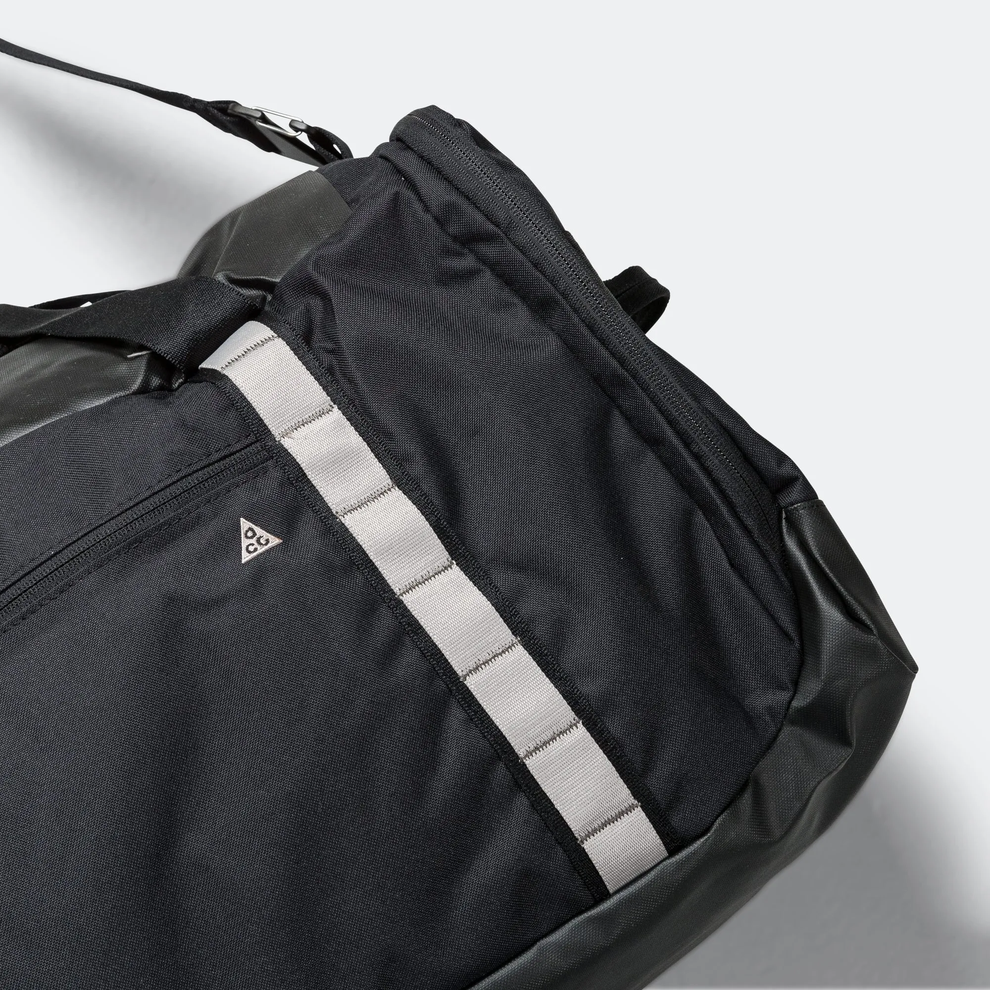 Daymax Duffel - Black/College Grey