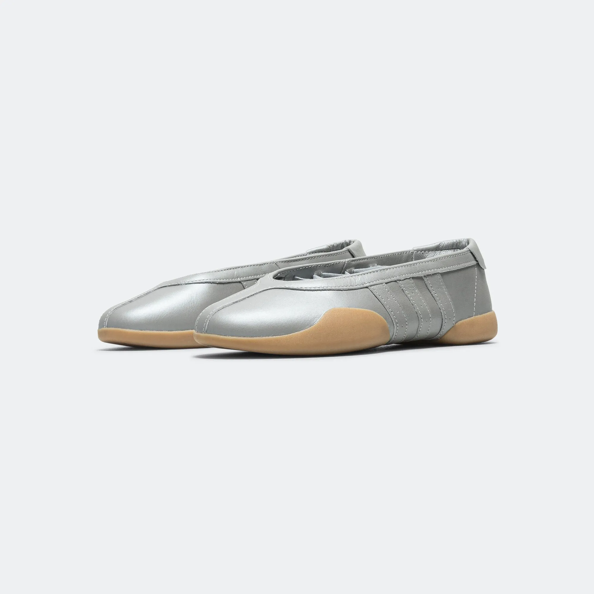 Womens Taekwondo Mei Ballet - Silver Metallic/Gum
