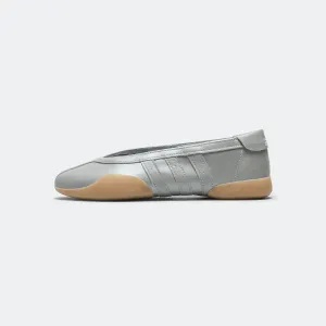 Womens Taekwondo Mei Ballet - Silver Metallic/Gum