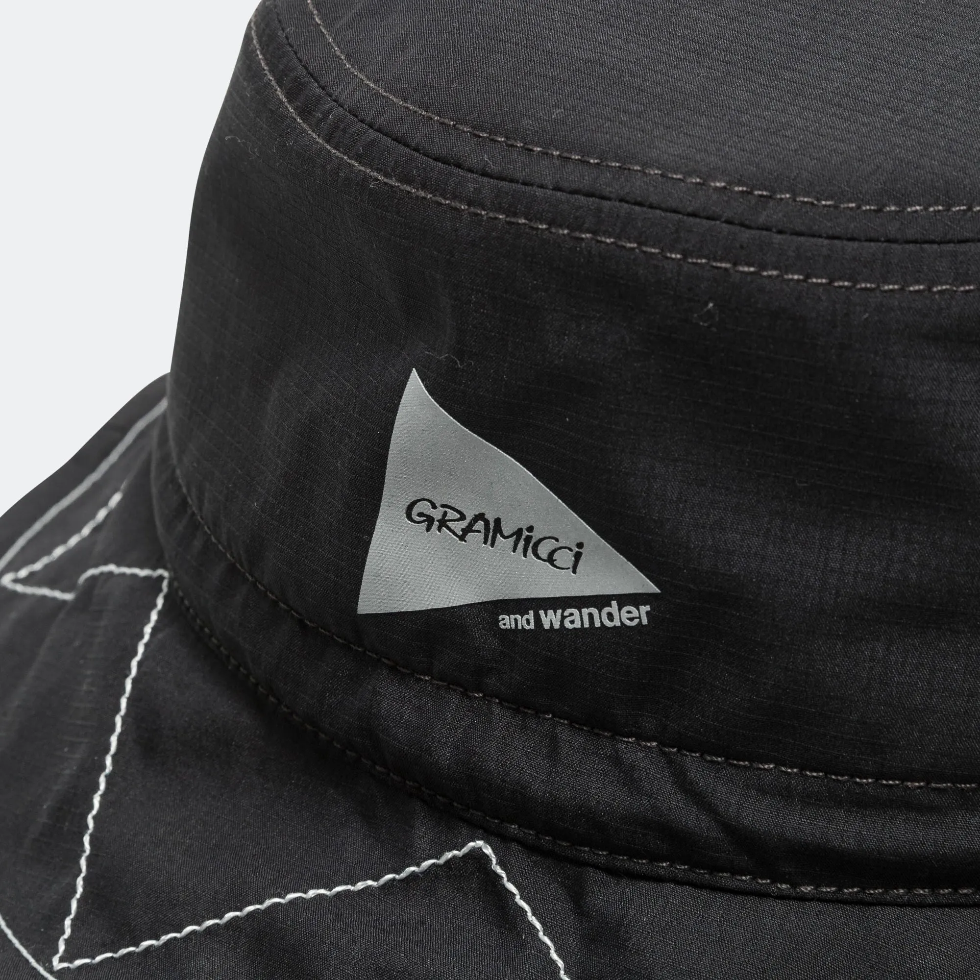 ZigZag Stitch Hat x and wander - Black